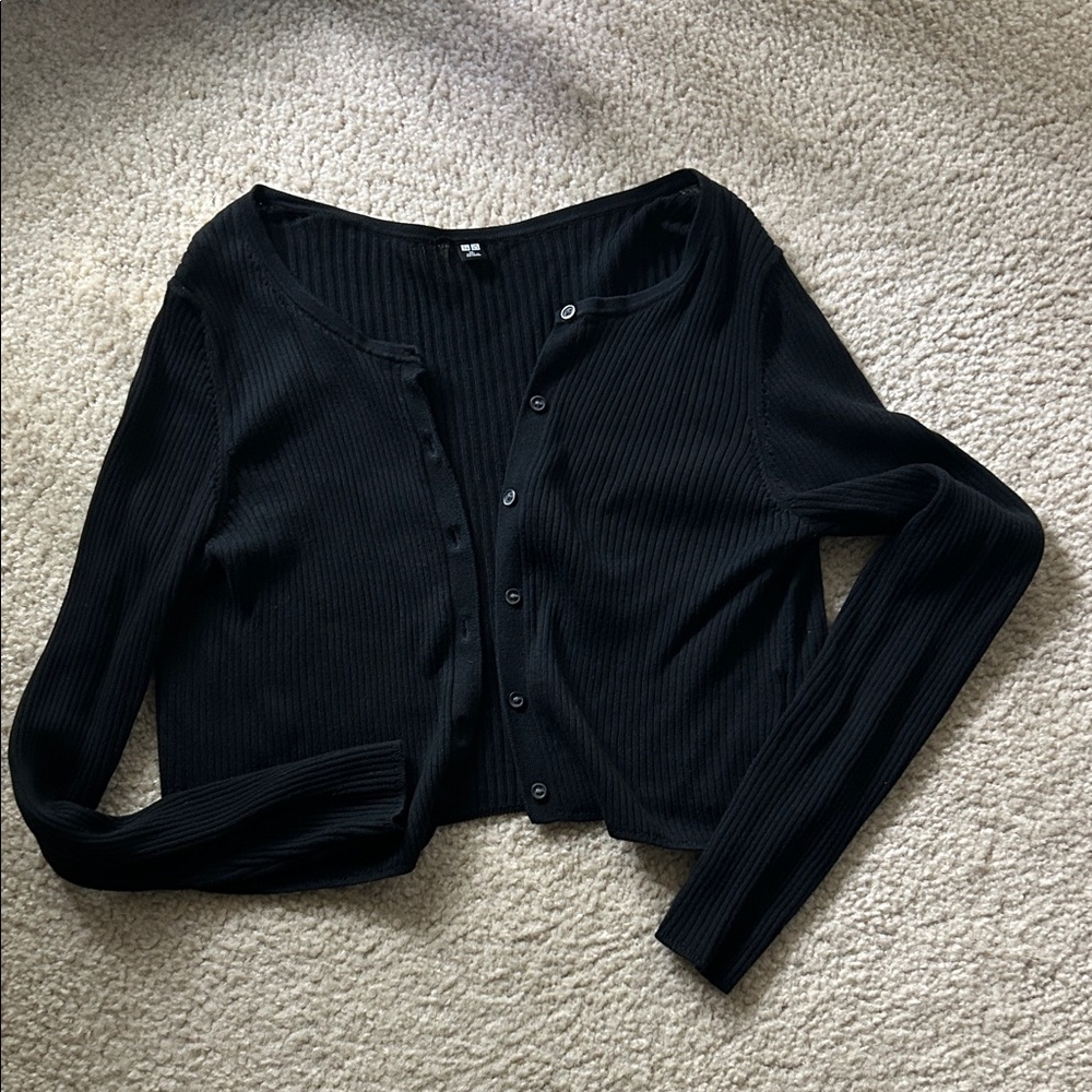 Uniqlo Black Ribbed Knit Cardigan with Button Closure